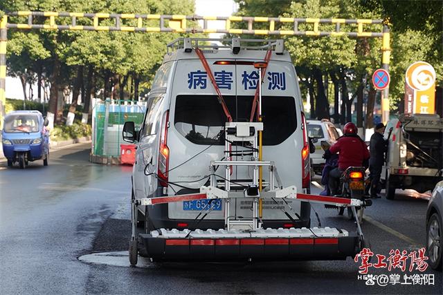湖南衡陽利用探地雷達車對路面檢測，城市道路塌陷隱患基本排除