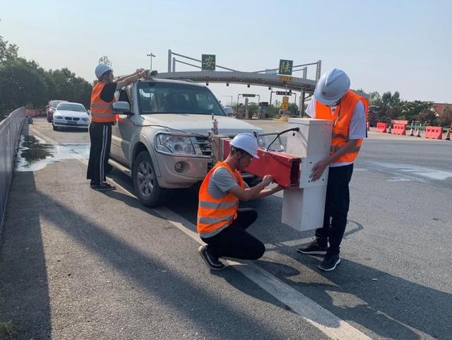 湖北：構(gòu)建了“AI道路醫(yī)生”系統(tǒng)，精準(zhǔn)識(shí)別和定位隱藏病害，自動(dòng)生成預(yù)警與養(yǎng)護(hù)方案