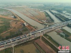 引江濟(jì)淮東津渡大橋項(xiàng)目右幅順利通過交工檢測